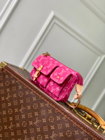 Louis Vuitton Pochette Accessoire Cargo
