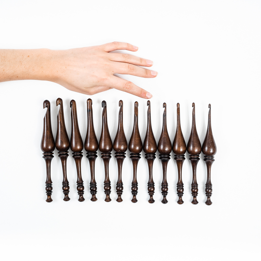 Набор деревянных крючков для вязания из кедра 12 шт. (4-12 мм.) KN26