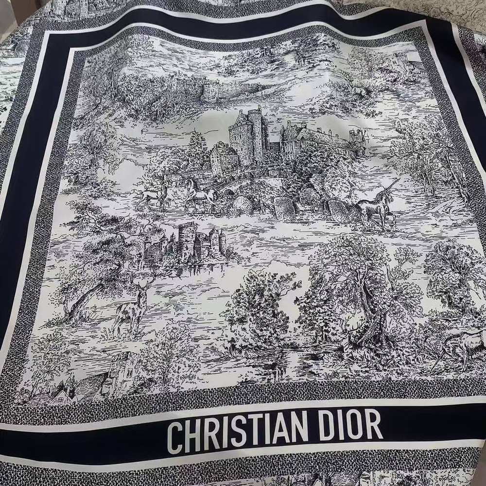 Платок Christian Dior