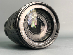 Canon EF-S 18-135mm 3.5-5.6 IS