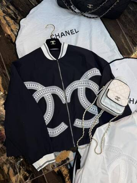 Ветровка CHANEL
