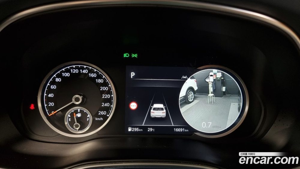 Genesis GV80 2.5T Бензин 2WD (12.2021)
