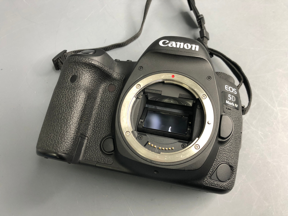 Canon EOS 5D Mark IV 32.000 кадров