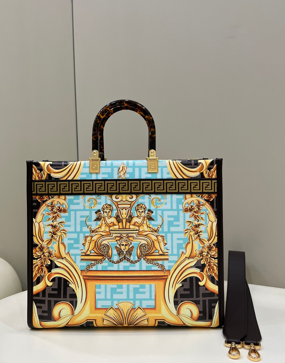 Fendi Versace Sunshine Medium 35 cm