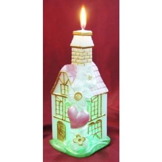 Свеча радужная "Домик счастья" белая (при горении свеча переливается разными цветами) Размер: 8х7,5х17,5 см