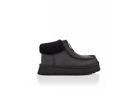 UGG Funkette Platform Leather Black