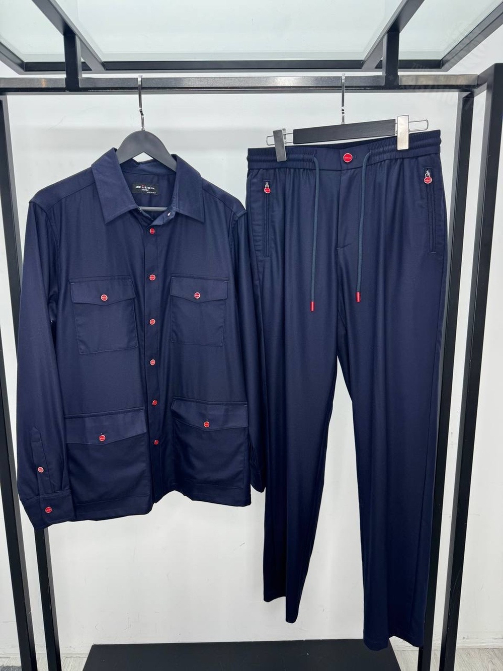 Прогулочный костюм Kiton
