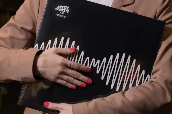Arctic Monkeys - AM