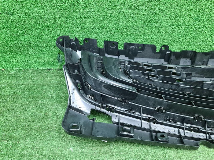 Решетка радиатора Geely Atlas Pro (2021-н.в.)