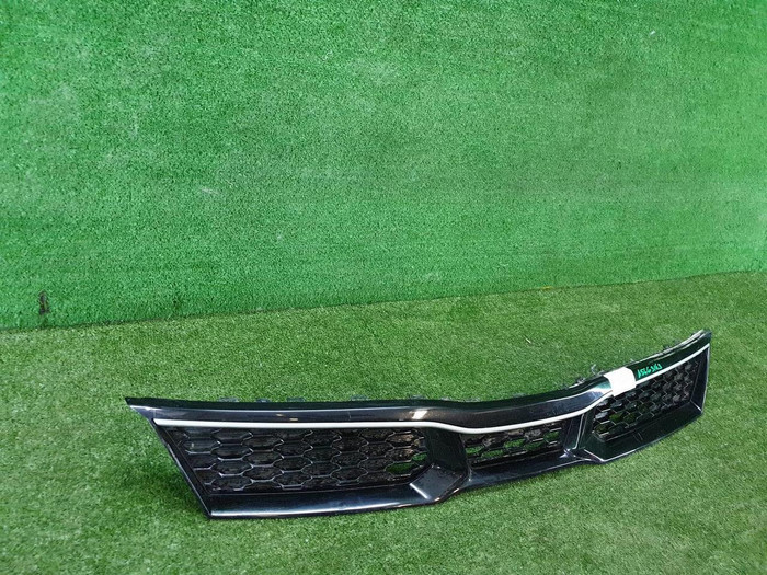 Решетка радиатора Kia Rio 4 X (2020-н.в.)