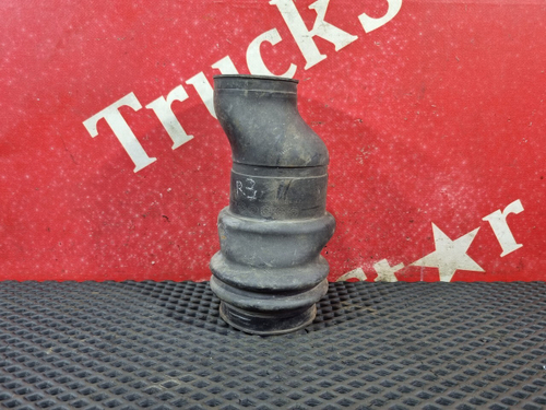 Патрубок отопителя