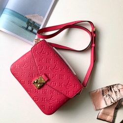 Louis Vuitton Pochette Metis