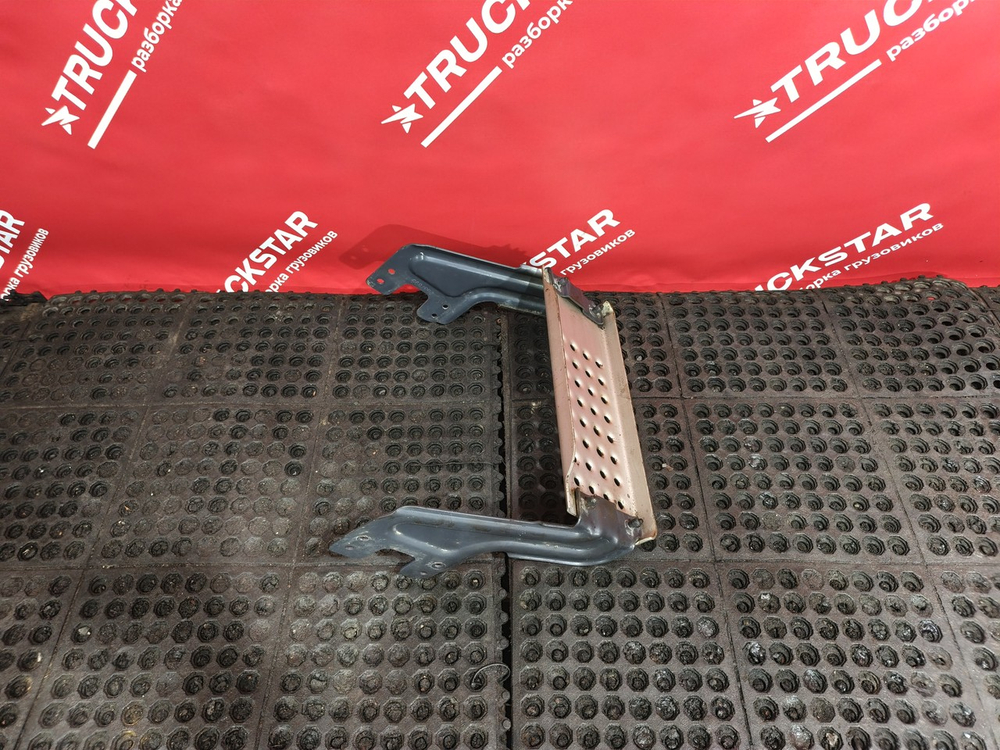 Подножка ящика АКБ 2019г.