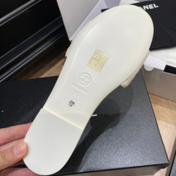 Chanel Slides