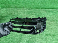 Решетка переднего бампера правая BMW X1 F48 15-19