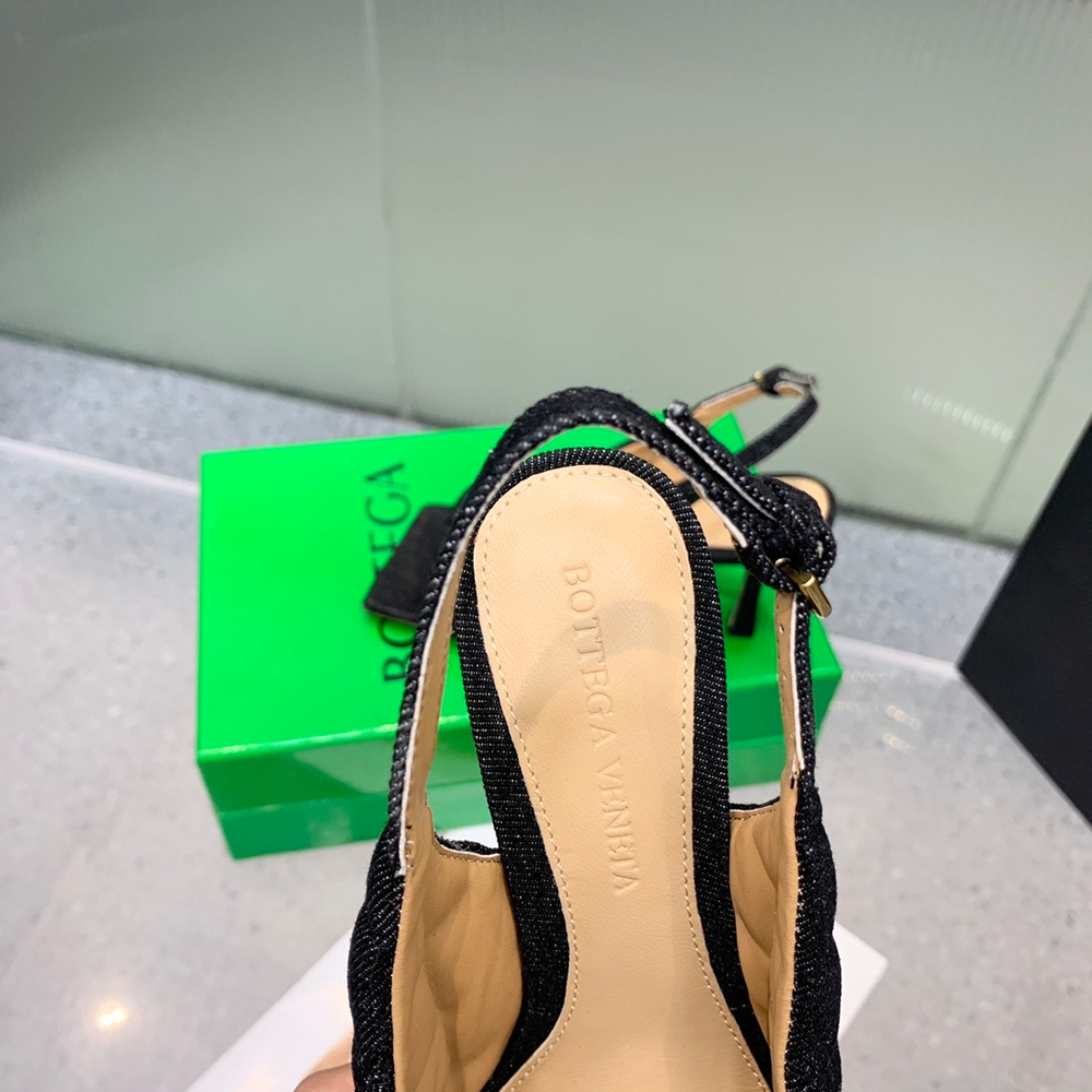Bottega Veneta Padded Slingback Sandal