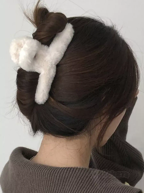 Заколка крабик краб для волос пушистый плюшевый