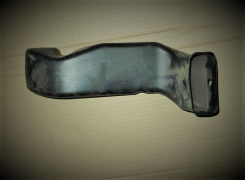 Воздушный канал справа МАН 81619500288 б.у.