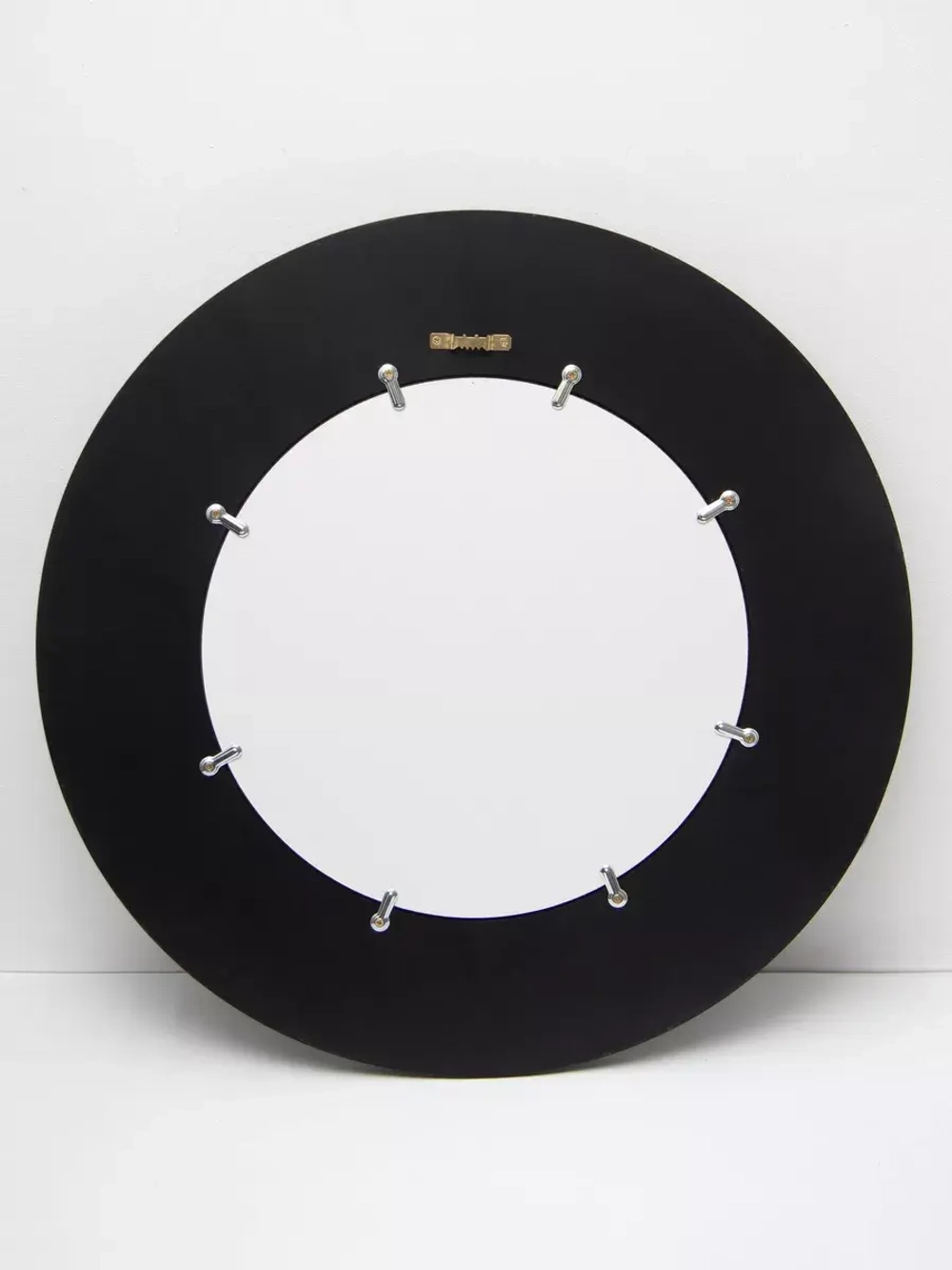 Зеркало настенное 48 см