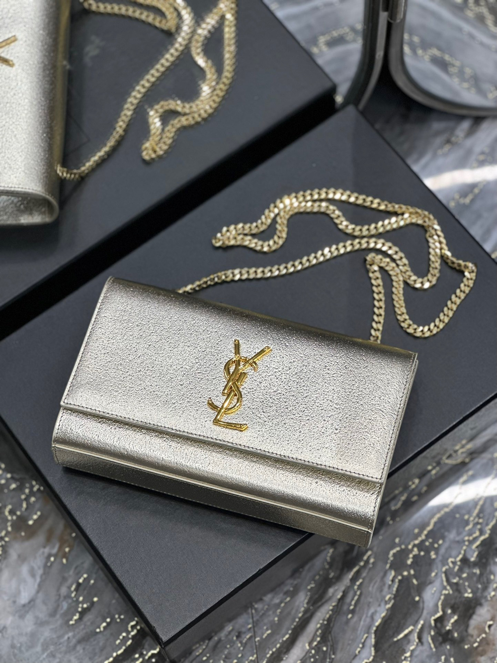 Saint Laurent Kate Medium Bag 24 cm