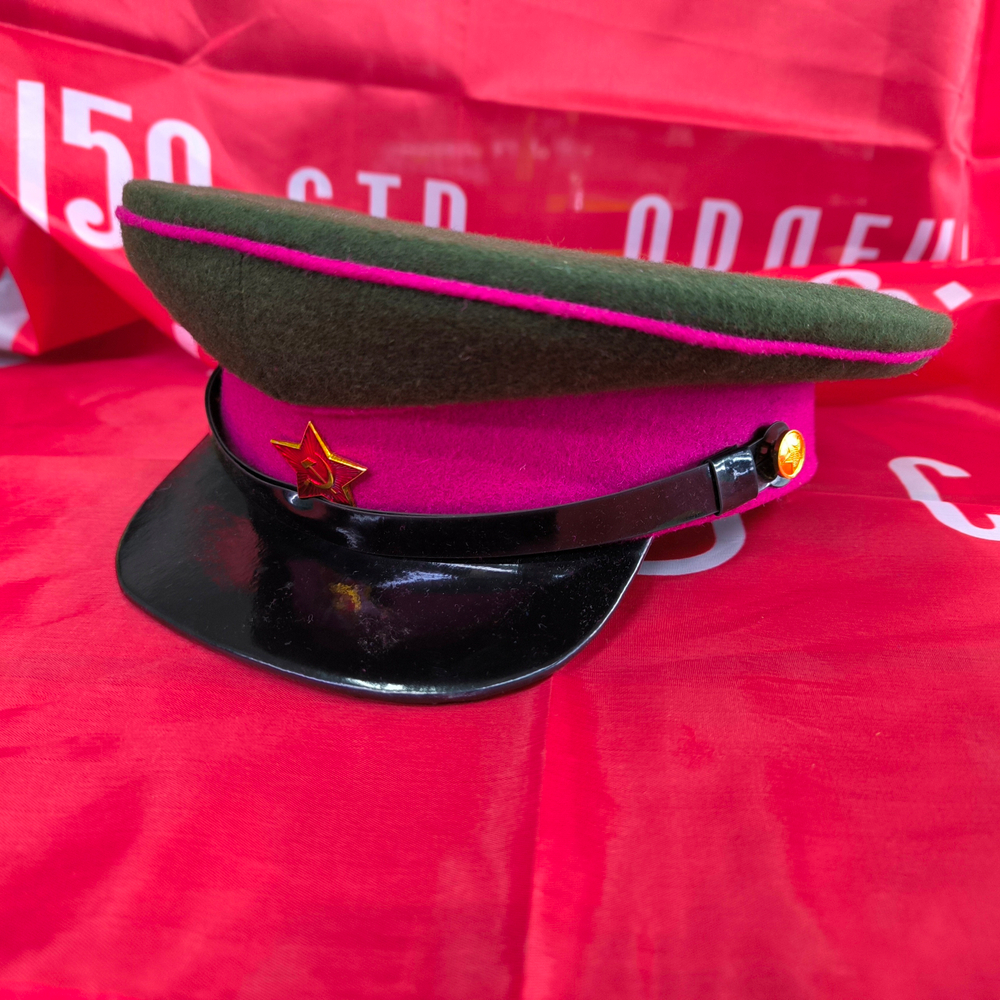 Фуражка для командного и начальствующего состава пехоты РККА обр. 1935 года. СССР, копия