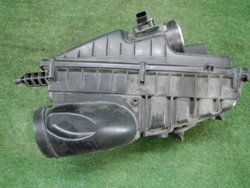 Корпус воздушного фильтра RR Vogue 4 L405 (12-22)