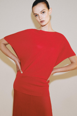 ZARA ТРИКОТАЖНЫЙ ТОП С ВЫРЕЗОМ «ЛОДОЧКА», МЯГКИЙ КРАСНЫЙ