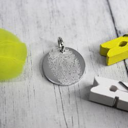 Серебряный кулон подвеска с гравировкой отпечатка пальца на заказ