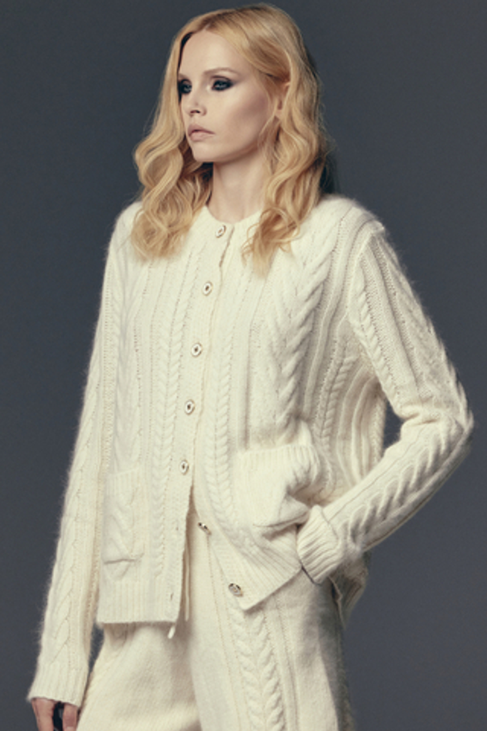 Кардиган Narrator