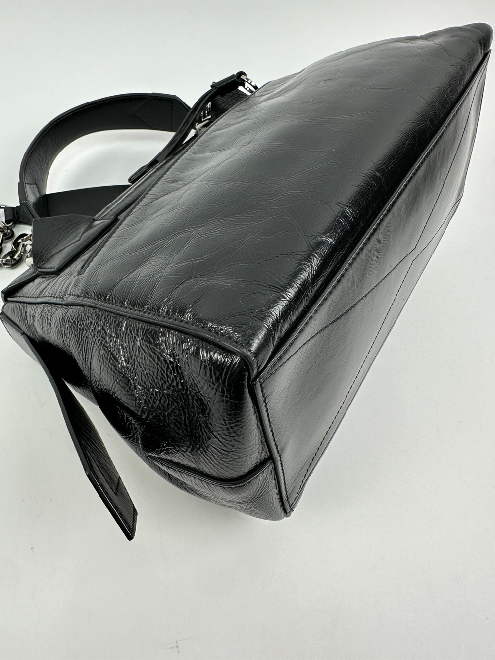 Сумка Givenchy ID medium