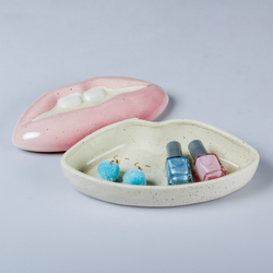 Коробка для хранения mouth