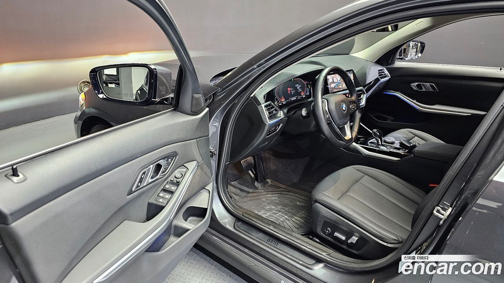BMW 3 Series (G20) 320i (05.2020)