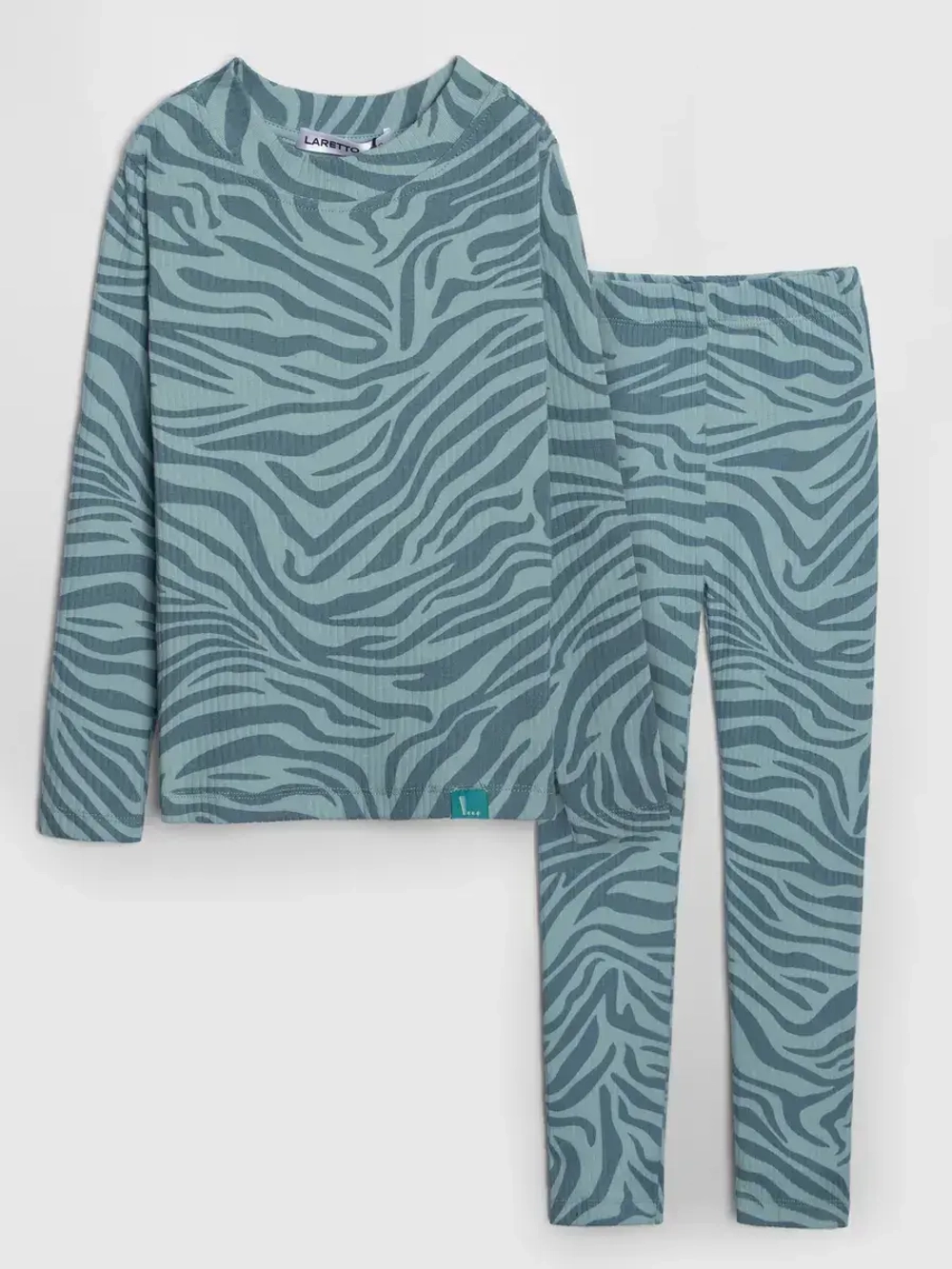 Зеленый костюм для девочки на осень