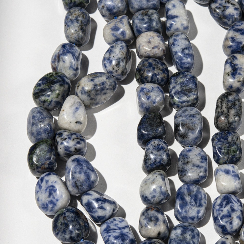 Содалит натуральный, фриформ 12-17мм