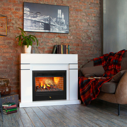 Электрокамин RealFlame Lindelse 26 WT белый с очагом 3D Novara