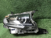 Битая Фара правая Toyota LC Prado 150 (17-нв) LED