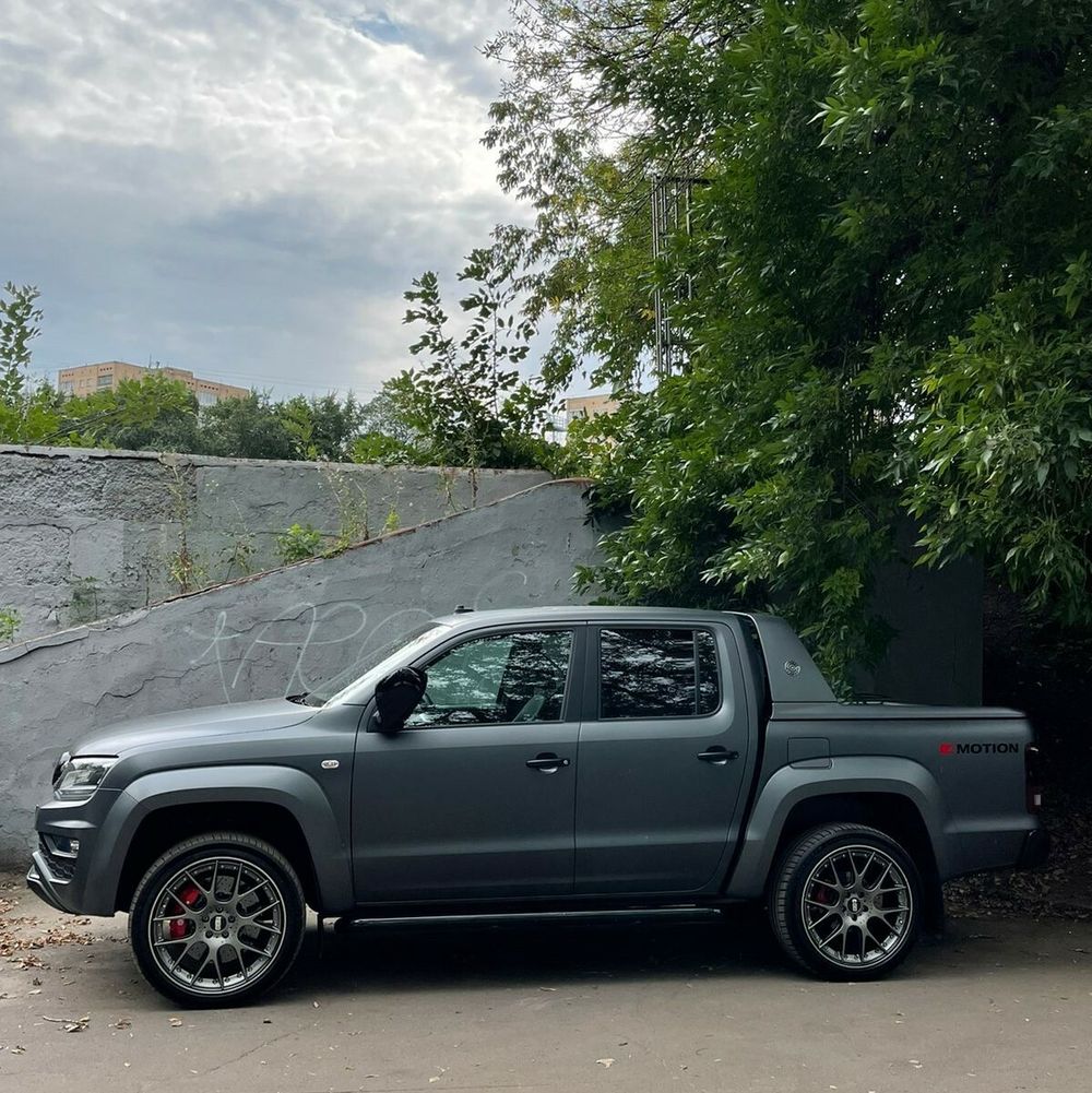 2HS2 & BBS CH-R II 22" satin platinum