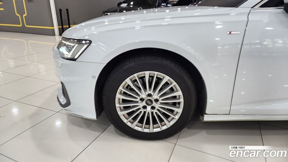 Audi A6 (C8) 45 TFSI Premium (06.2021)