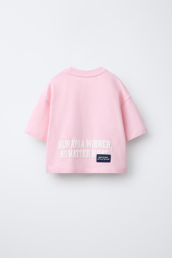 ZARA ФУТБОЛКА В СТИЛЕ ПРЕППИ С НАДПИСЬЮ, РОЗОВЫЙ/БЕЛЫЙ