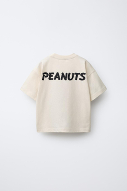 ZARA ФУТБОЛКА С НАШИВКОЙ SNOOPY PEANUTS™, ЭКРЮ