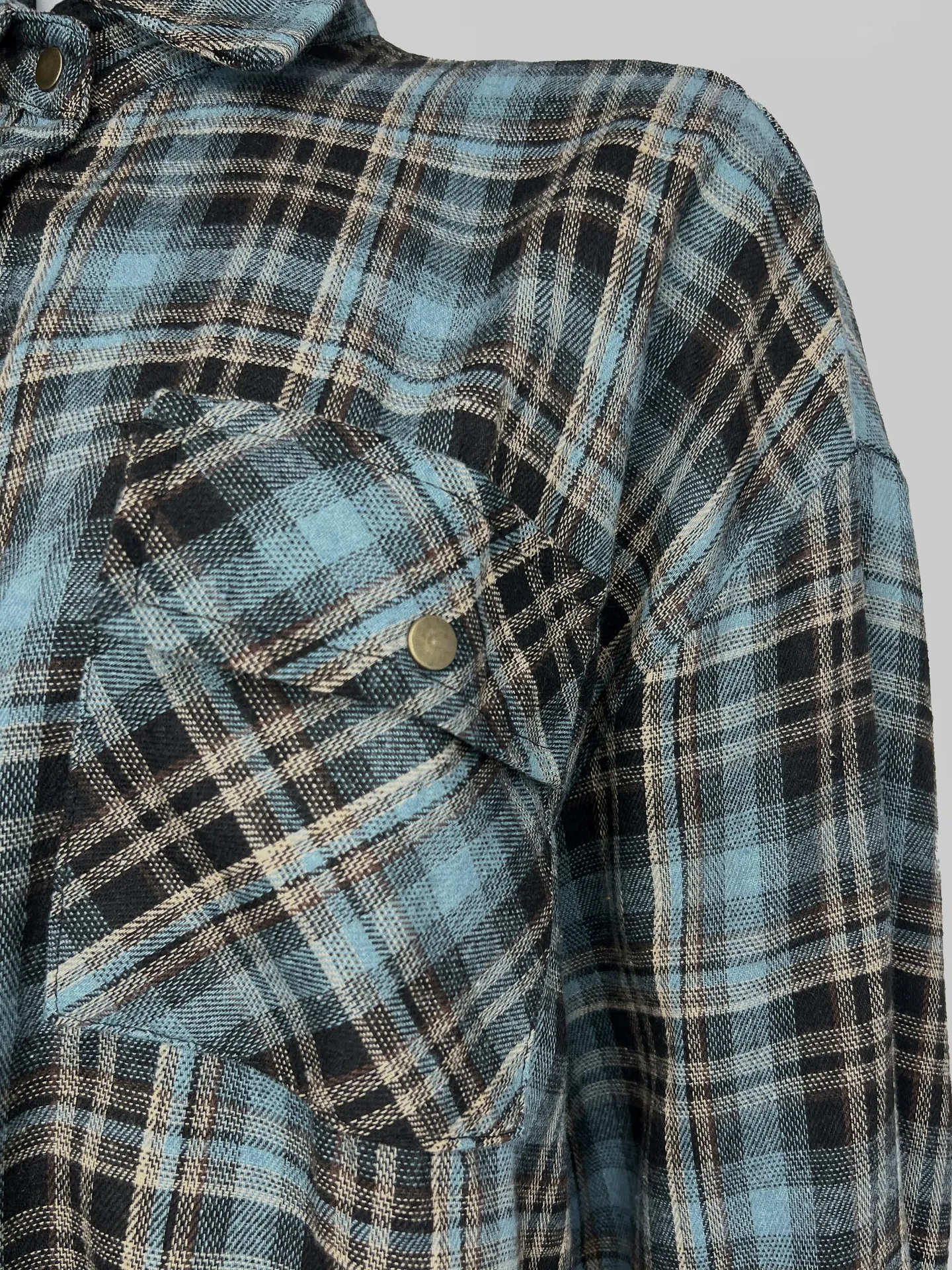 Рубашка Miss Diva 11012 в клеточку на кнопках с карманом на груди