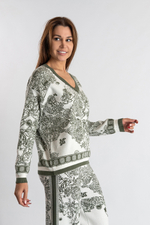 Костюм с узором