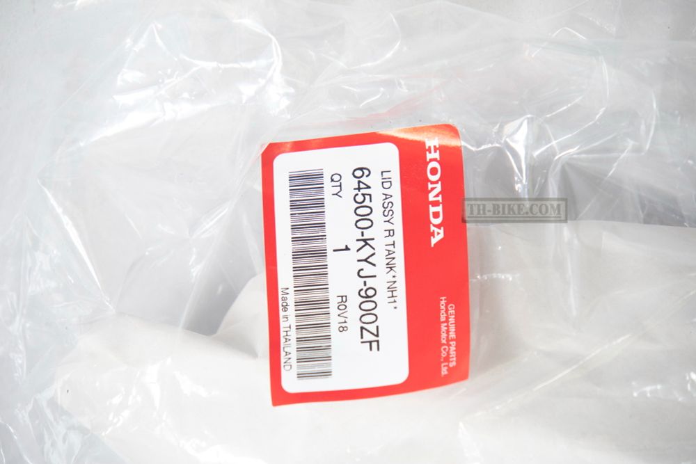 64500-KYJ-900ZF. LID ASSY., R. TANK *NH1* (NH1 BLACK). Honda CBR250R/RA 2011-2014