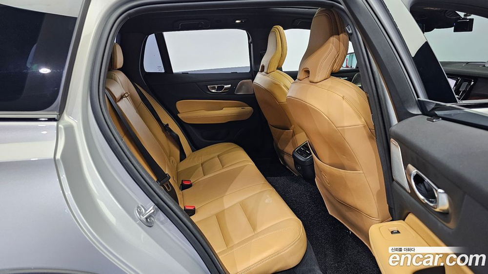 Volvo V60 Cross Country 2 Generation B5 Ultimate AWD (02.2023)