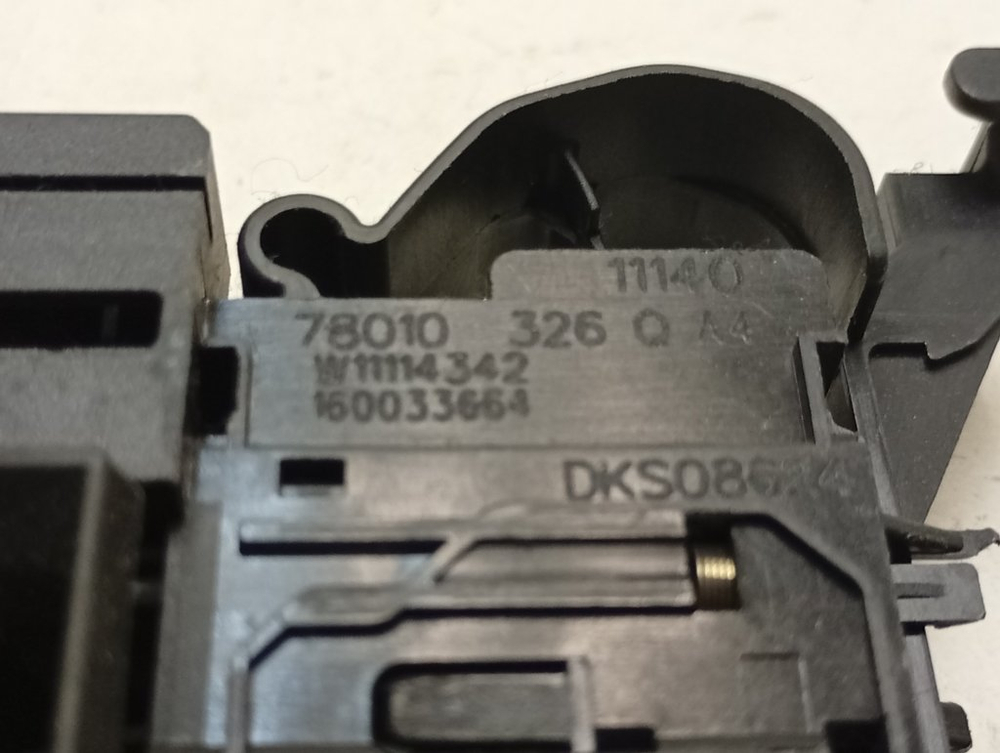 FWSF61052W RU кт68 Блокировка люка для стиральной машины Whirlpool 160033664 б/у