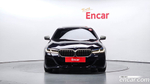 BMW 5 Series (G30) M550i xDrive (04.2022)