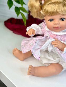 Кукла BERJUAN мягконабивная 40см Laura (1076)