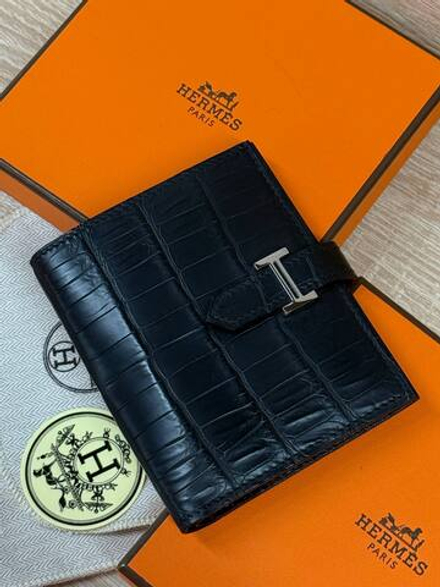 Кошелек Hermes из кожи крокодила