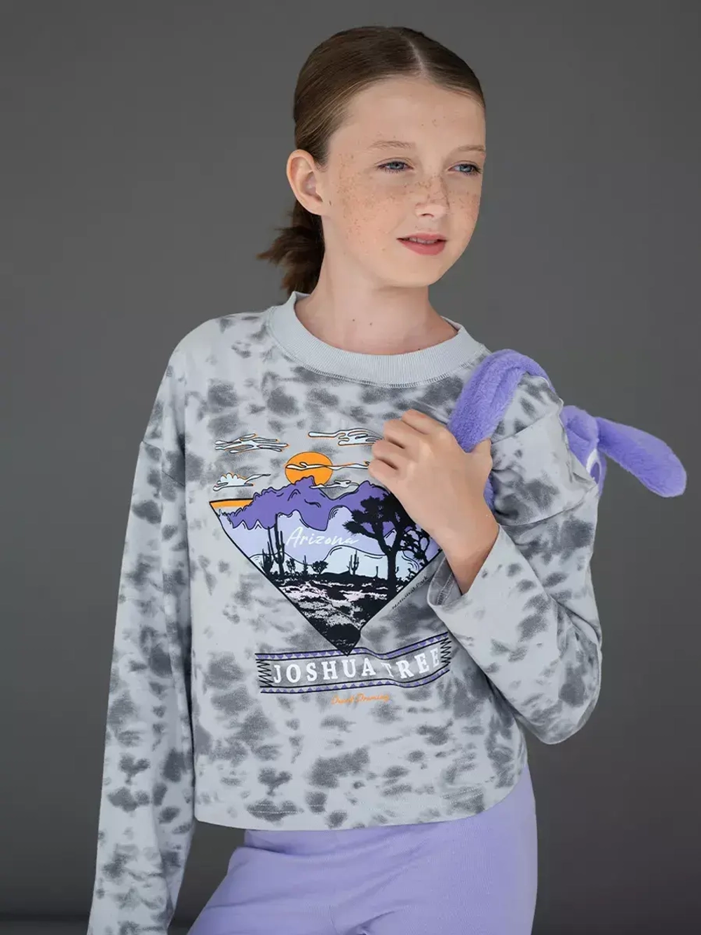 Лонгслив для девочки серый, варенка