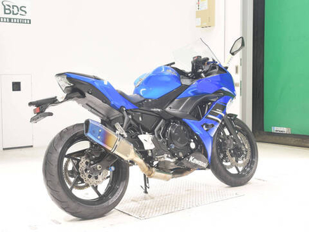 Kawasaki Ninja 650 A